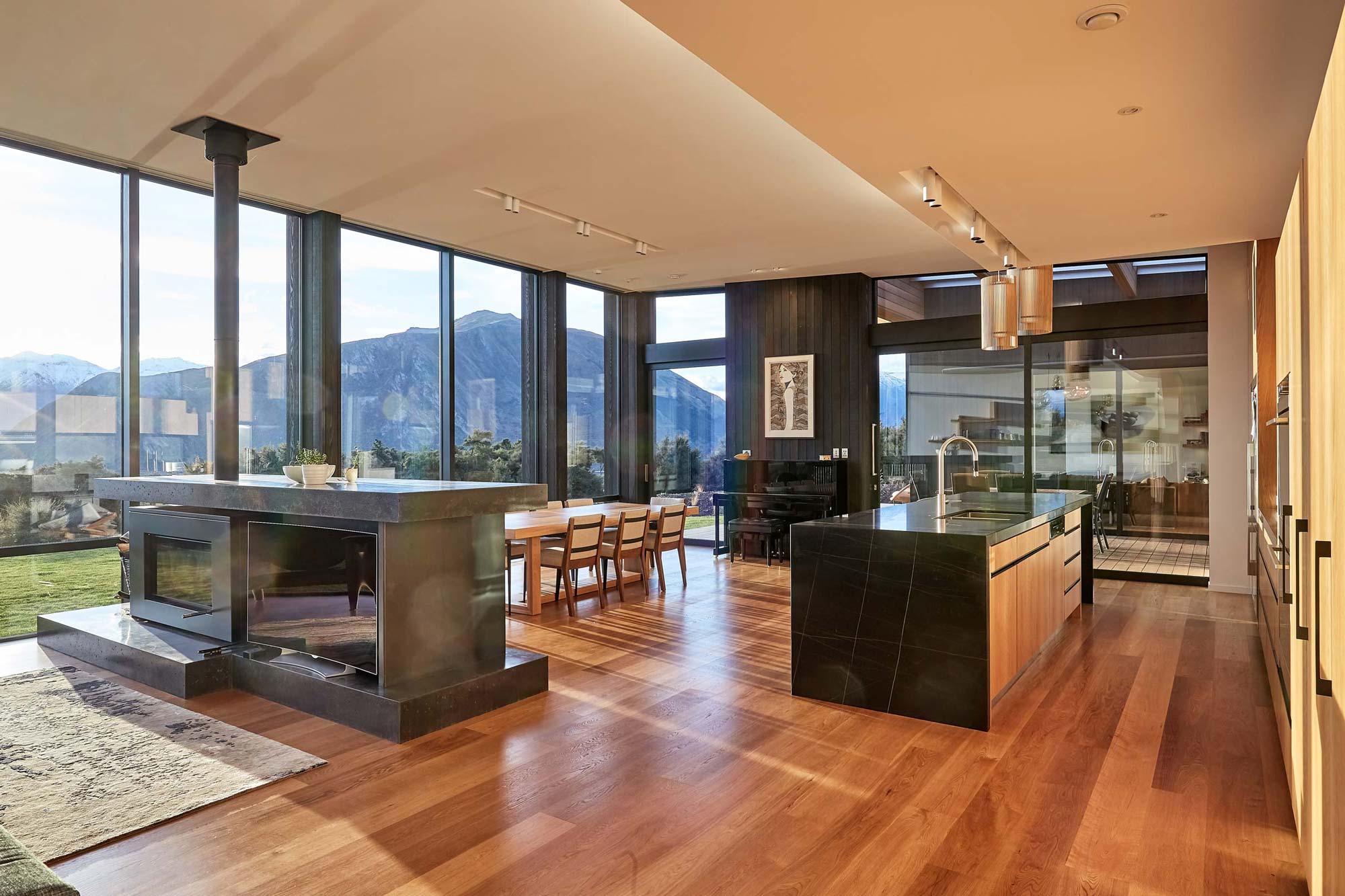 Black Peak House gallery image
