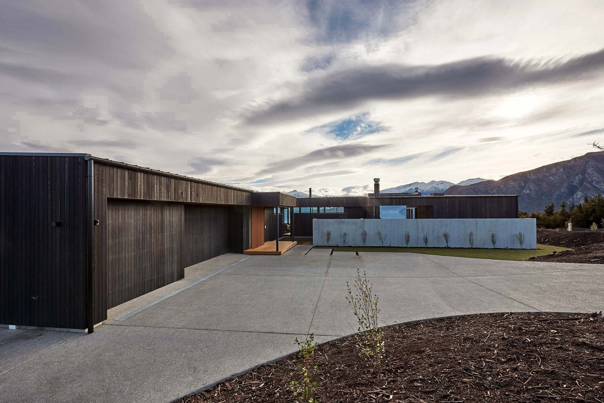 Black Peak House gallery image