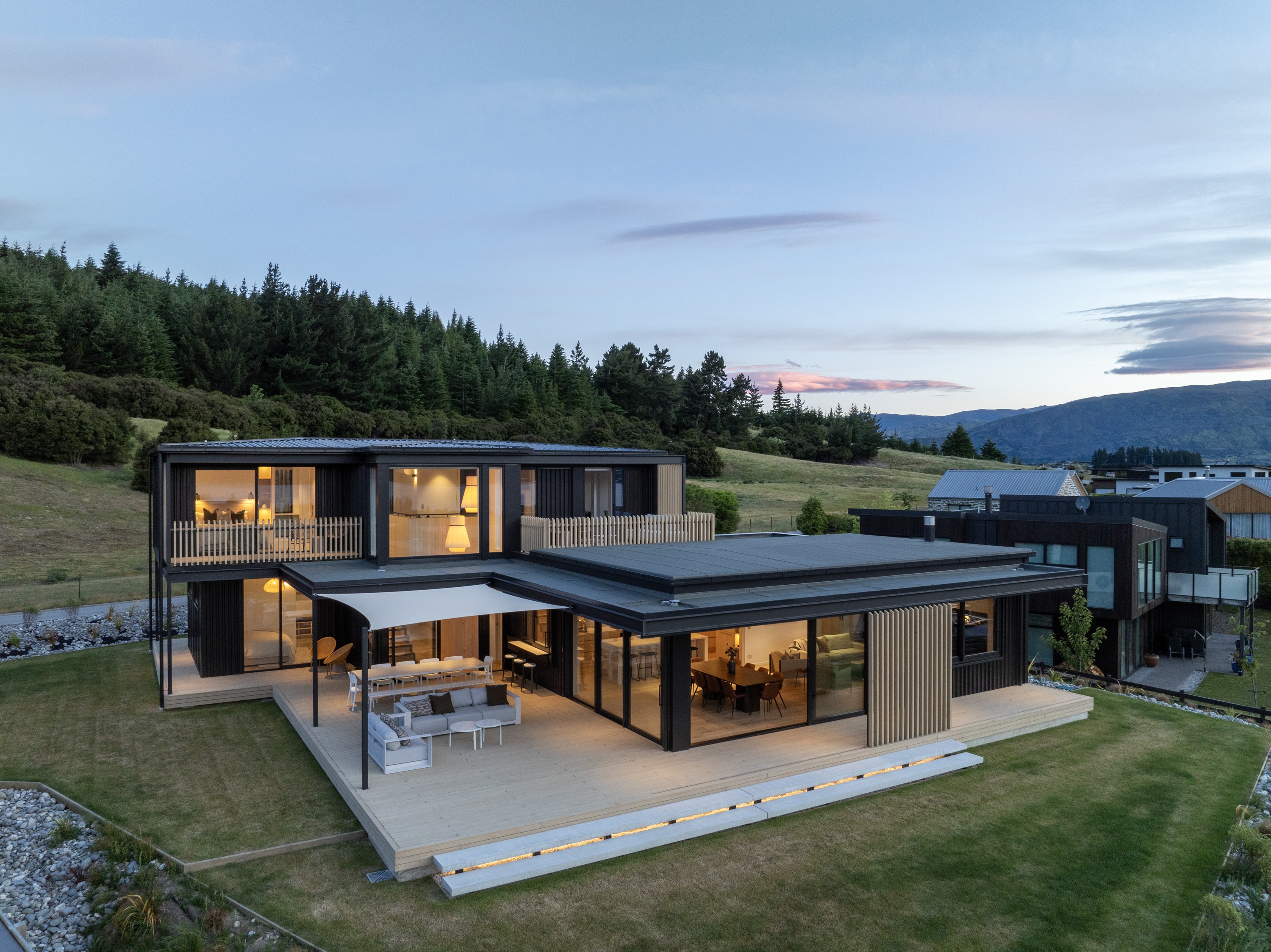 Umbra Lux gallery image