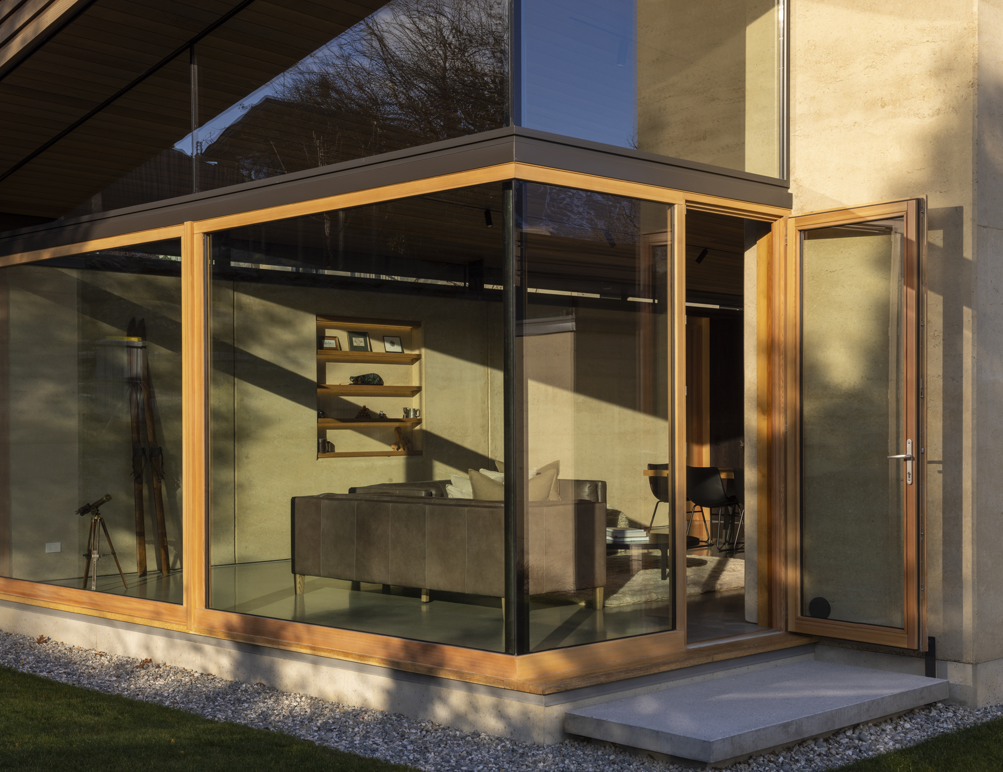 Winding Roof House gallery image